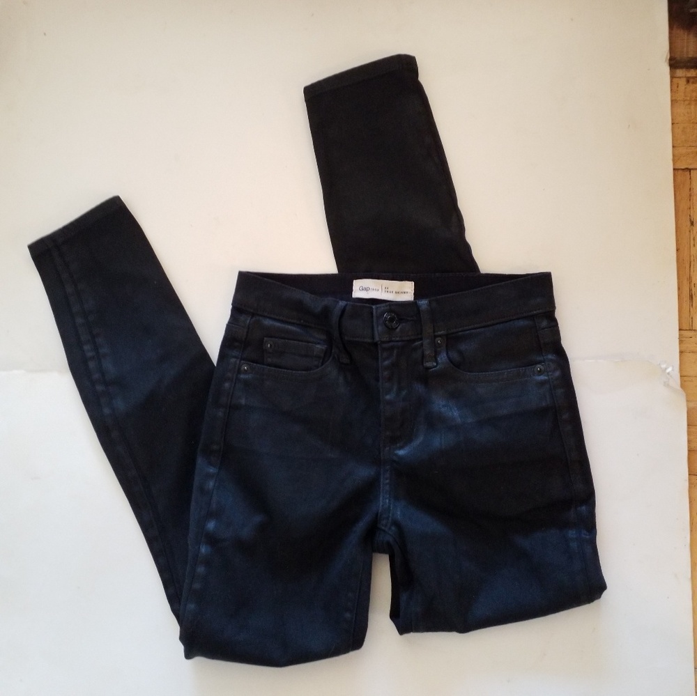 Gap Tue skinny part of 3 for 25 sale